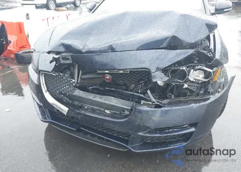 2018 Jaguar Xe 25T z USA, uszkodzony, nr VIN SAJAR4FX9JCP37320
